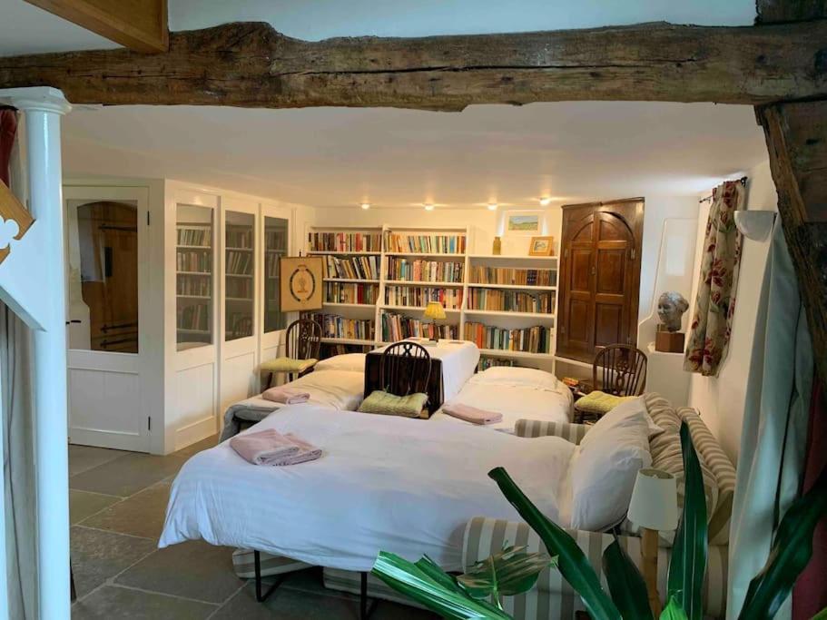 Unique 17C Listed Barn In A Shropshire Hamlet. Villa Albrighton Kültér fotó
