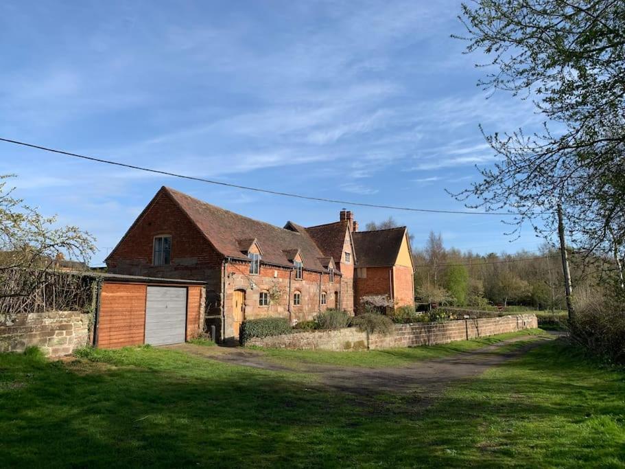 Unique 17C Listed Barn In A Shropshire Hamlet. Villa Albrighton Kültér fotó